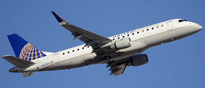 United Express Embraer ERJ-170-200LR N127SY, Phoenix Sky Harbor, January 3, 2015